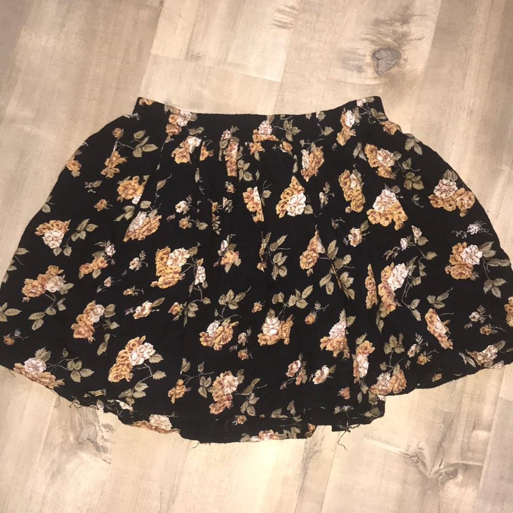 Brandy Melville floral skirt